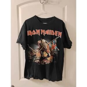 Hot Topic Unisex Black Band T-shirt | Size XL | Pre Owned | Iron Maiden Band